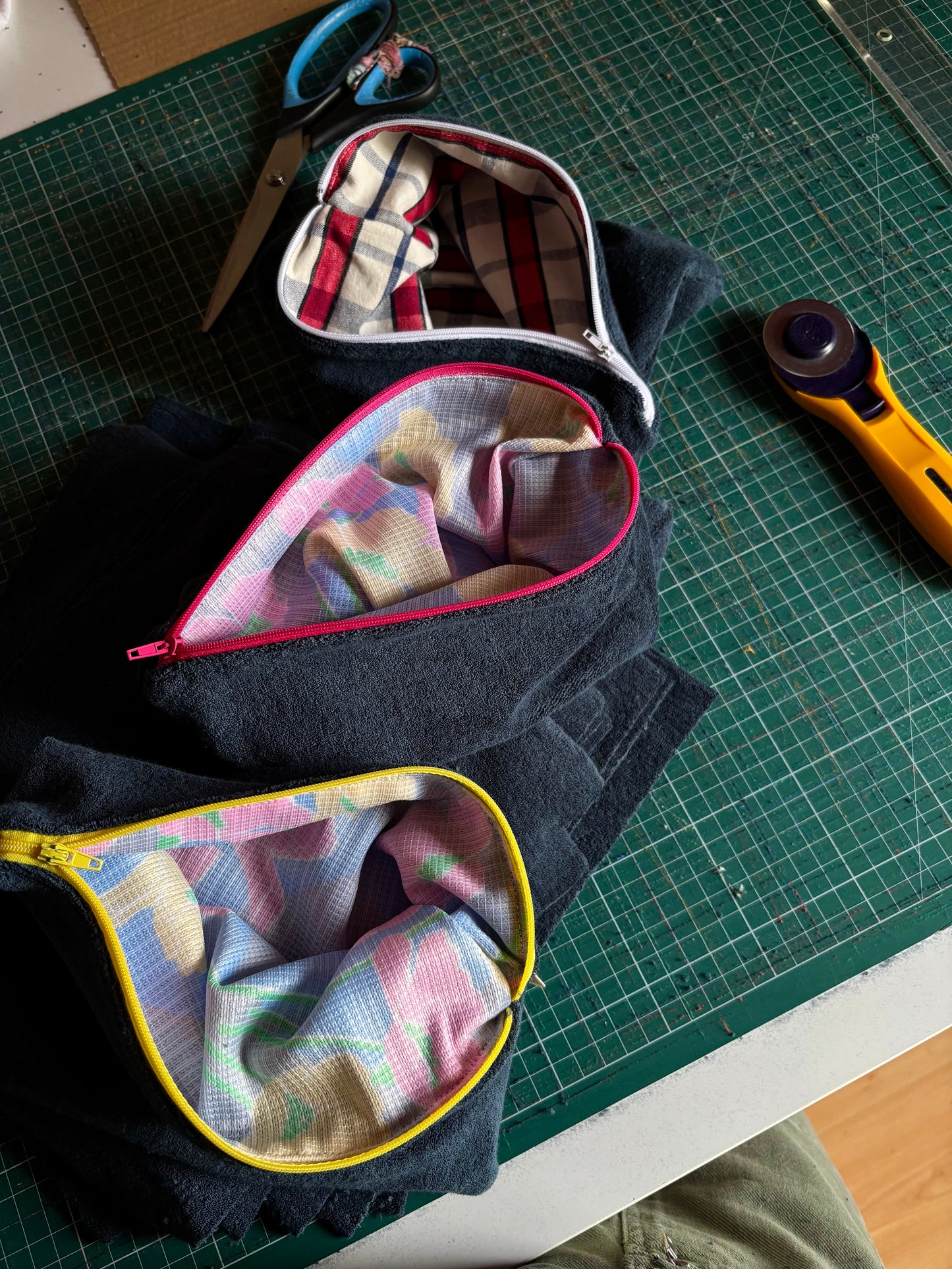 TROUSSE PLATE EN COTON ÉPONGE & TISSU UPCYCLÉ - CABO