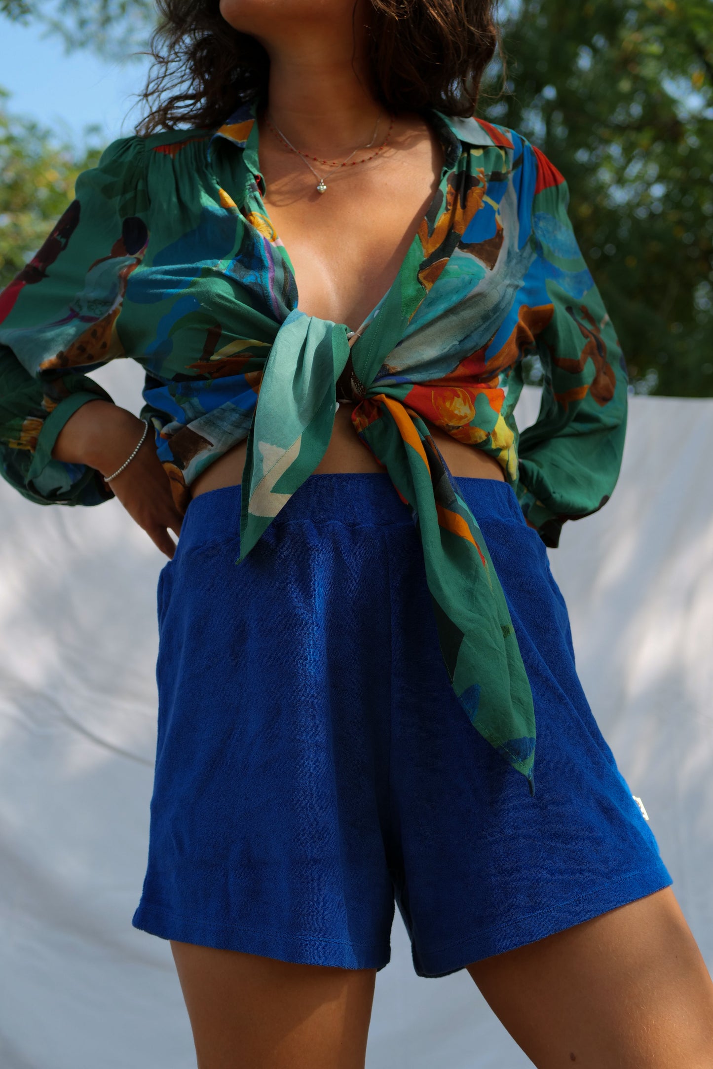 short large pour femme bleu électrique, en coton éponge biologique 